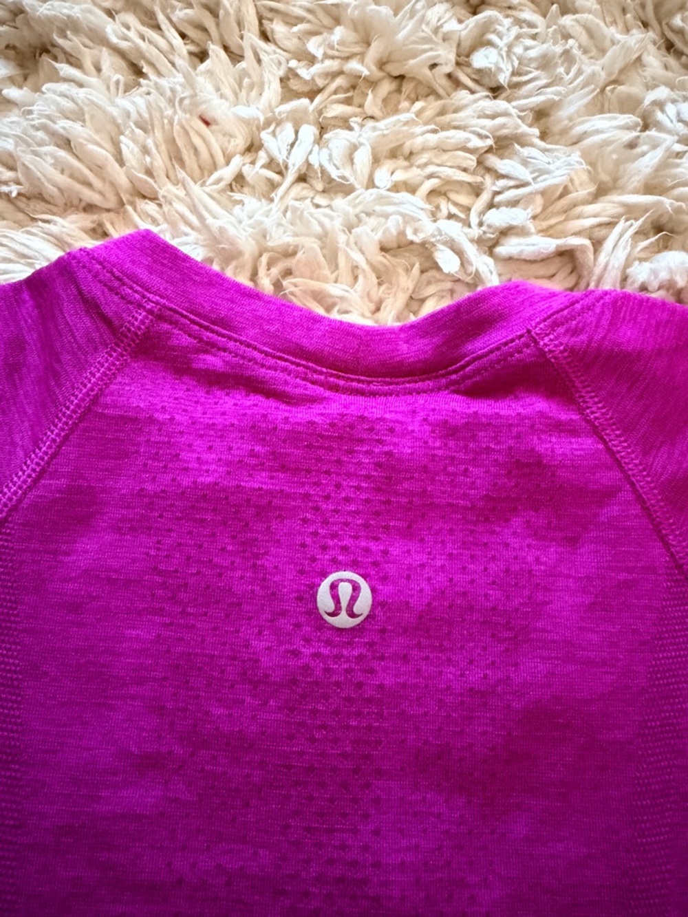 Magenta Purple Highlight Swiftly Tech Short Sleeve *Hip Length Lululemon - Picture 4 of 7